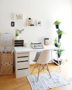 Cómo crear un jardín vertical en el interior de casa - Muebles y