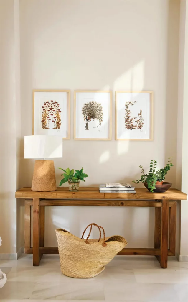 Un recibidor acogedor y elegante 7