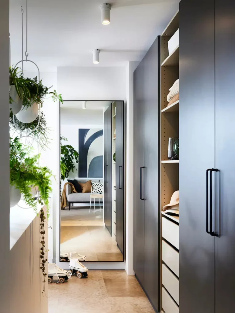 Un recibidor acogedor y elegante 9